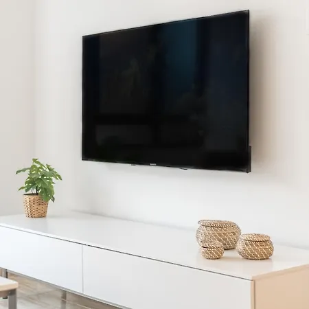 Home2book Elegant Urban La Naval Apartment